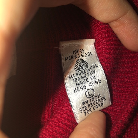 🦋 Valerie Stevens Ribbed Mock Neck Sweater Red - Picture 6 of 6